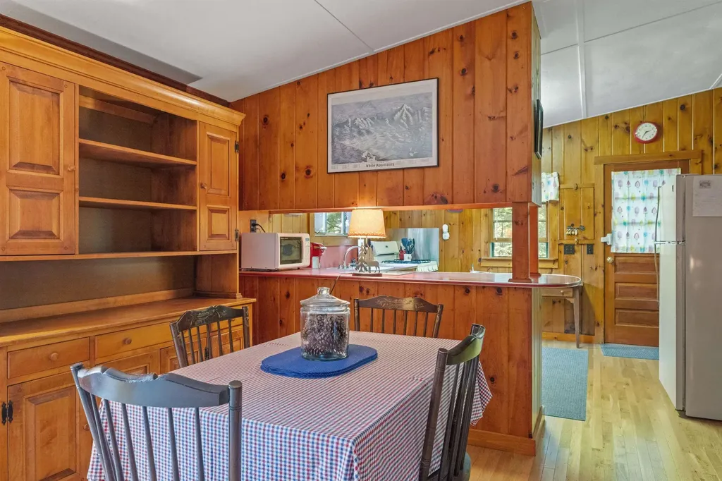 69 Buoniello Road Moultonborough NH 03254