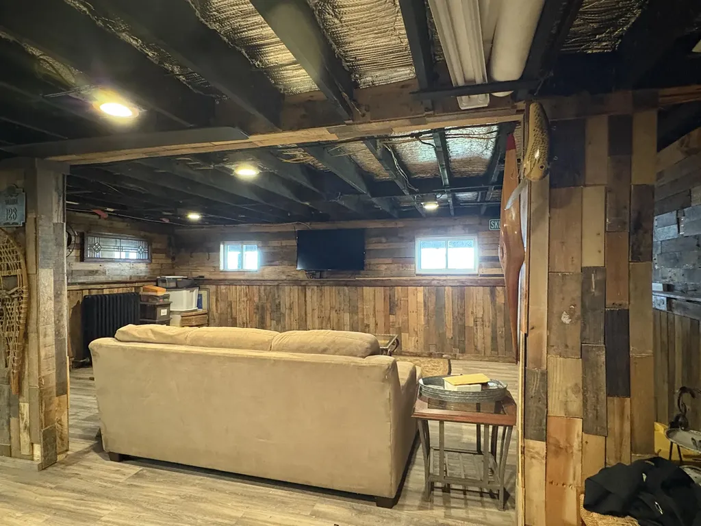 480 Lakeview Drive North Hero VT 05474