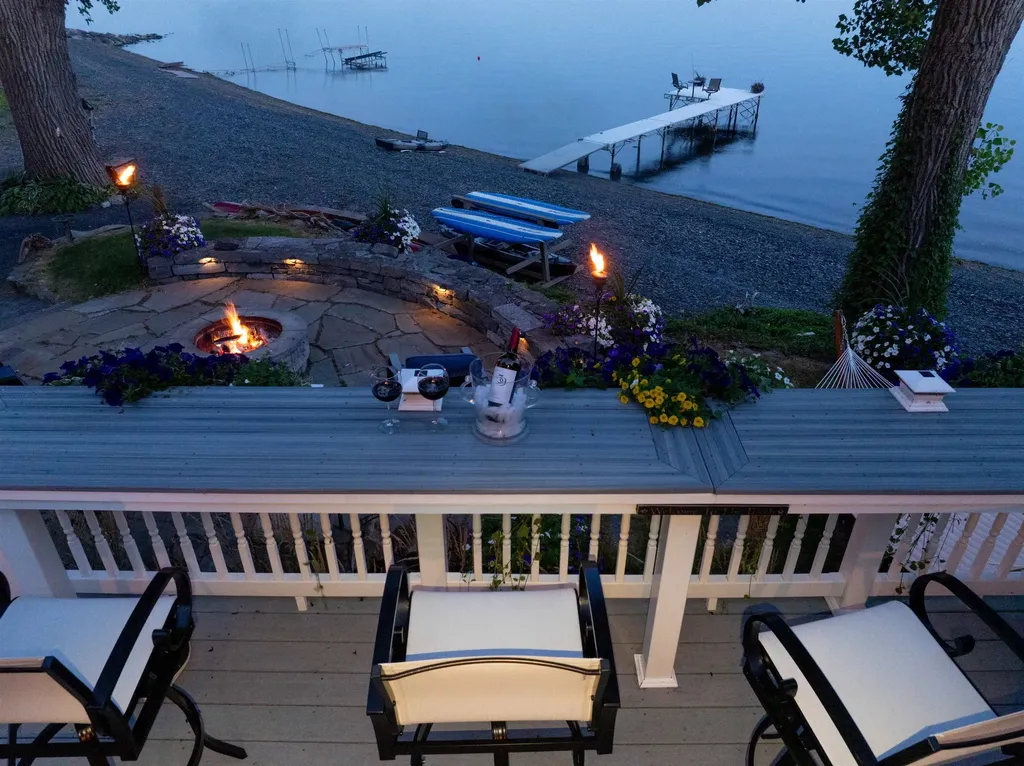 480 Lakeview Drive North Hero VT 05474