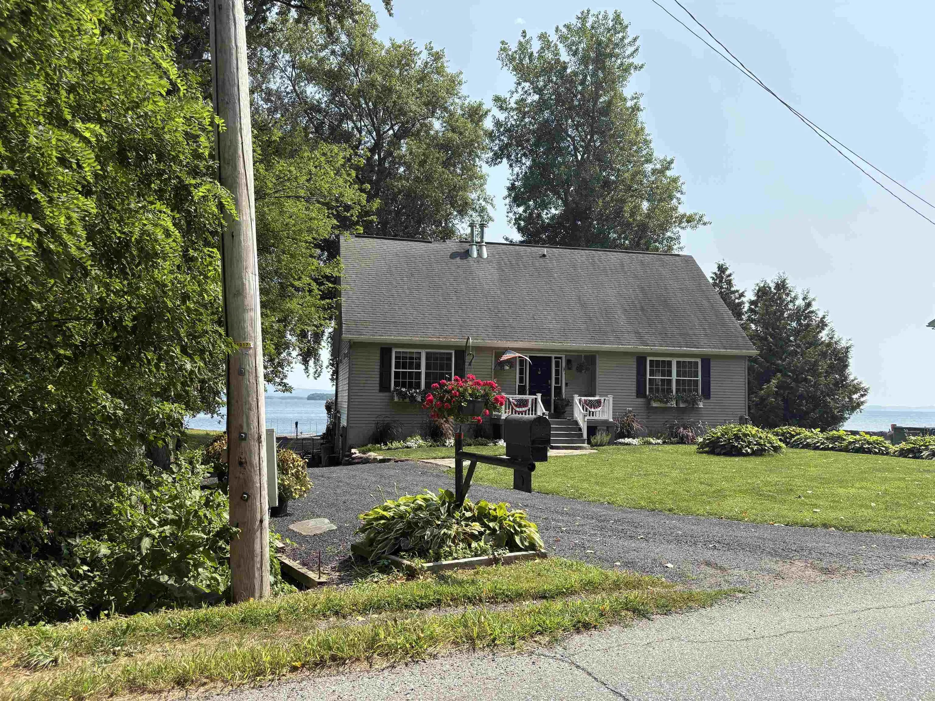 480 Lakeview Drive North Hero VT 05474