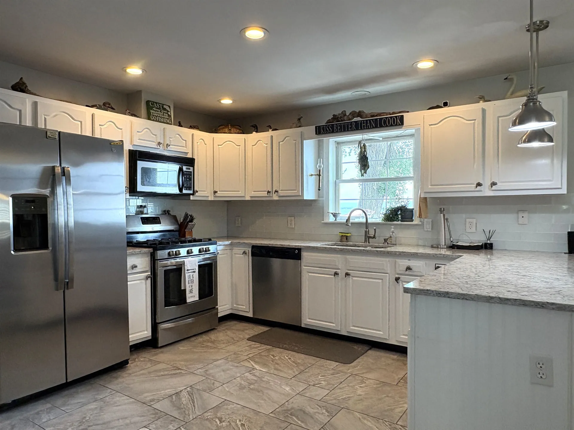 480 Lakeview Drive North Hero VT 05474