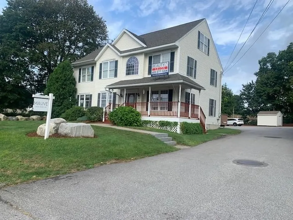 187 Main Dunstable Road Nashua NH 03060