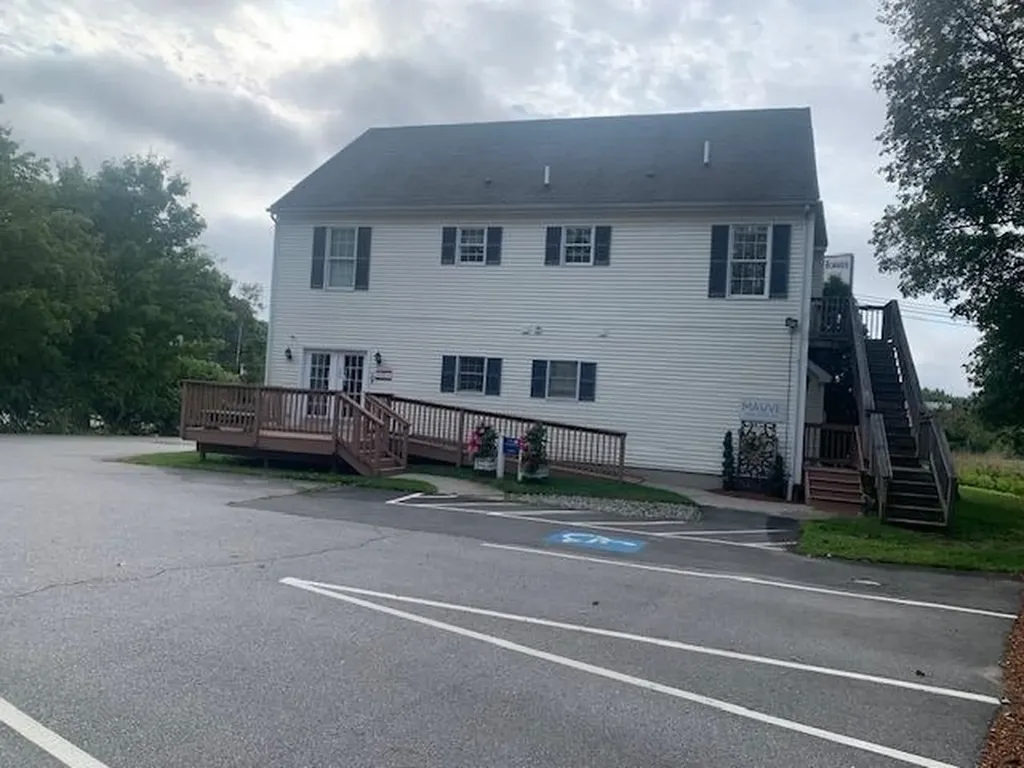 187 Main Dunstable Road Nashua NH 03060