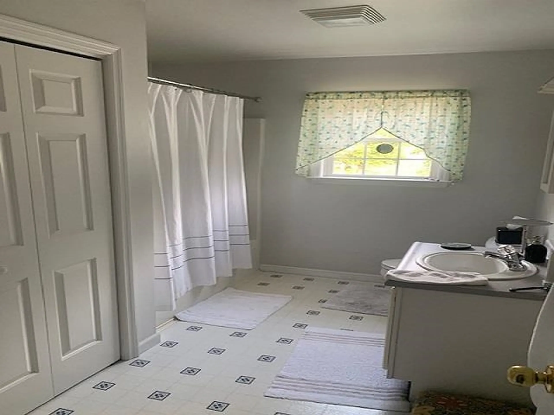 187 Main Dunstable Road Nashua NH 03060