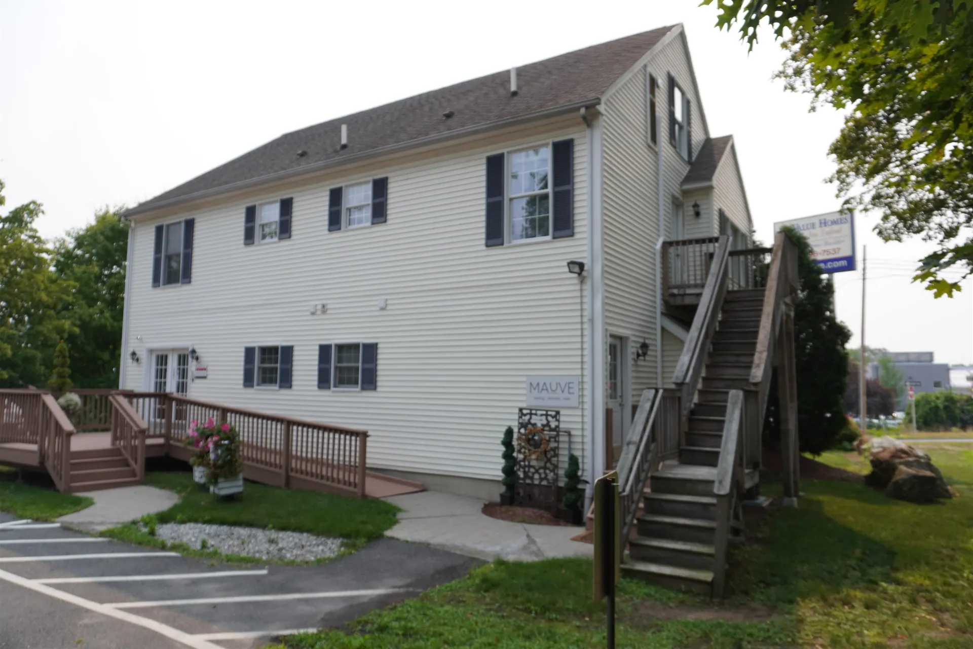 187 Main Dunstable Road Nashua NH 03060