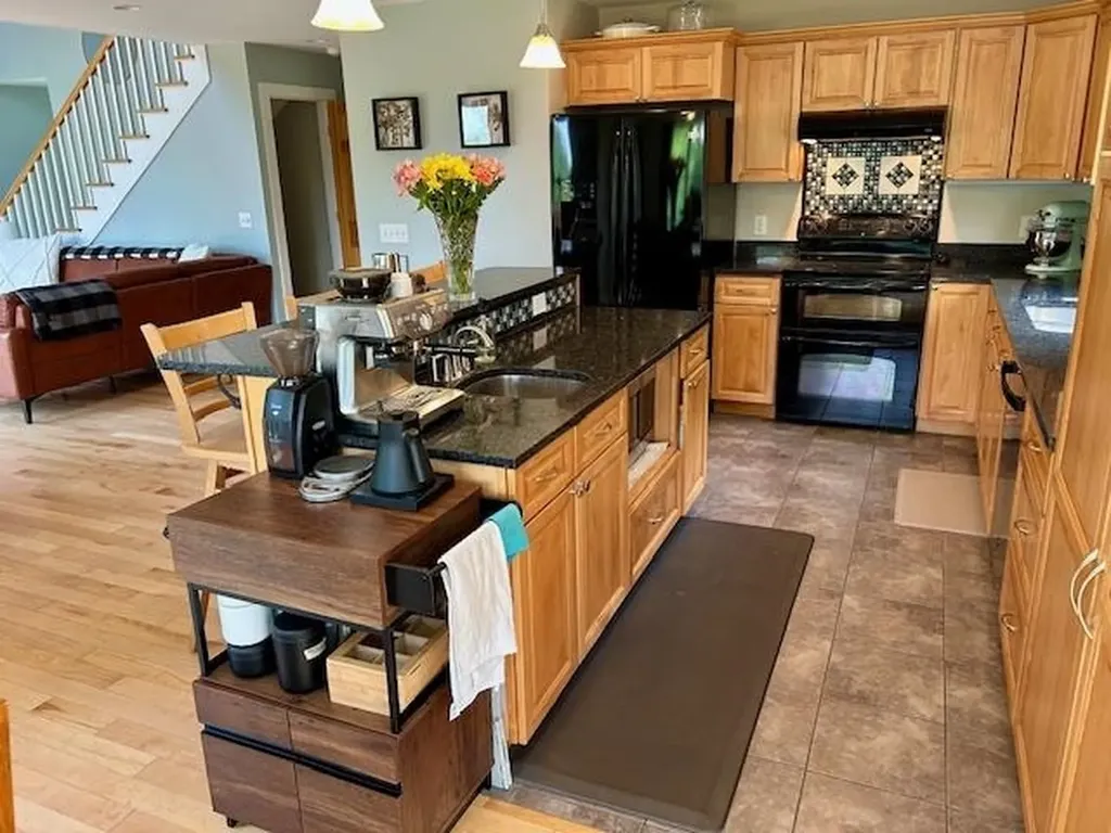 123 County Turnpike Road Tunbridge VT 05077