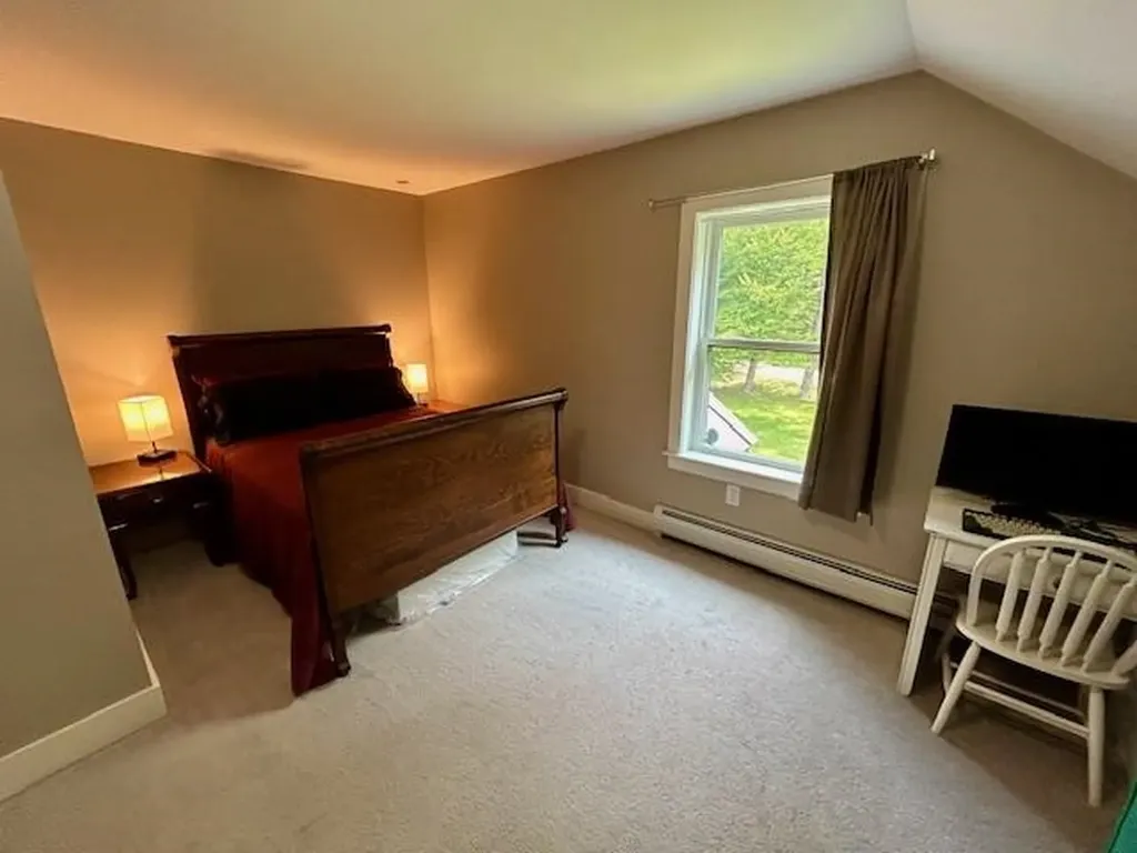 123 County Turnpike Road Tunbridge VT 05077