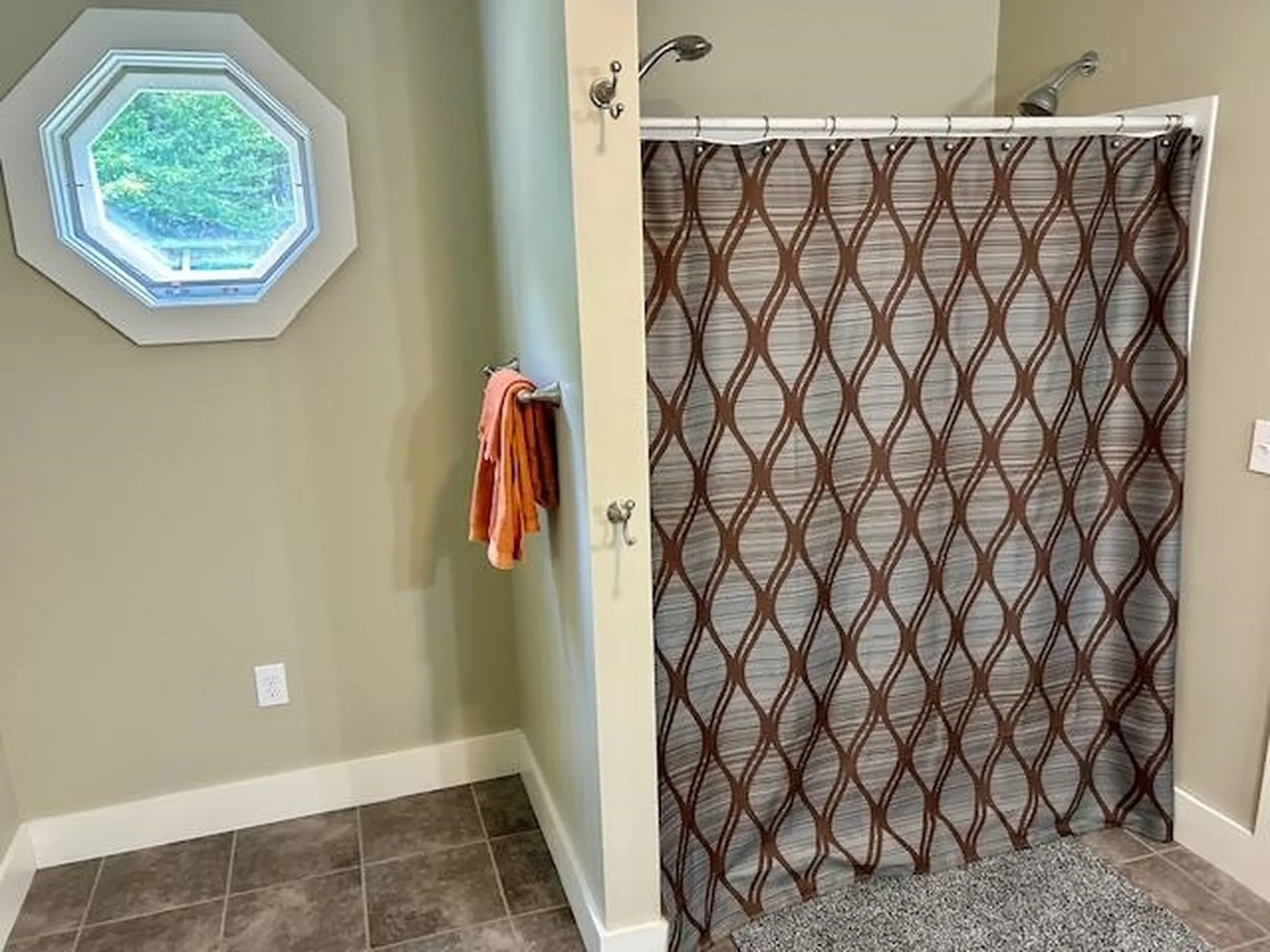 123 County Turnpike Road Tunbridge VT 05077