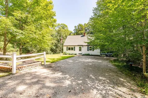 133 Canaan Road Strafford NH 03884