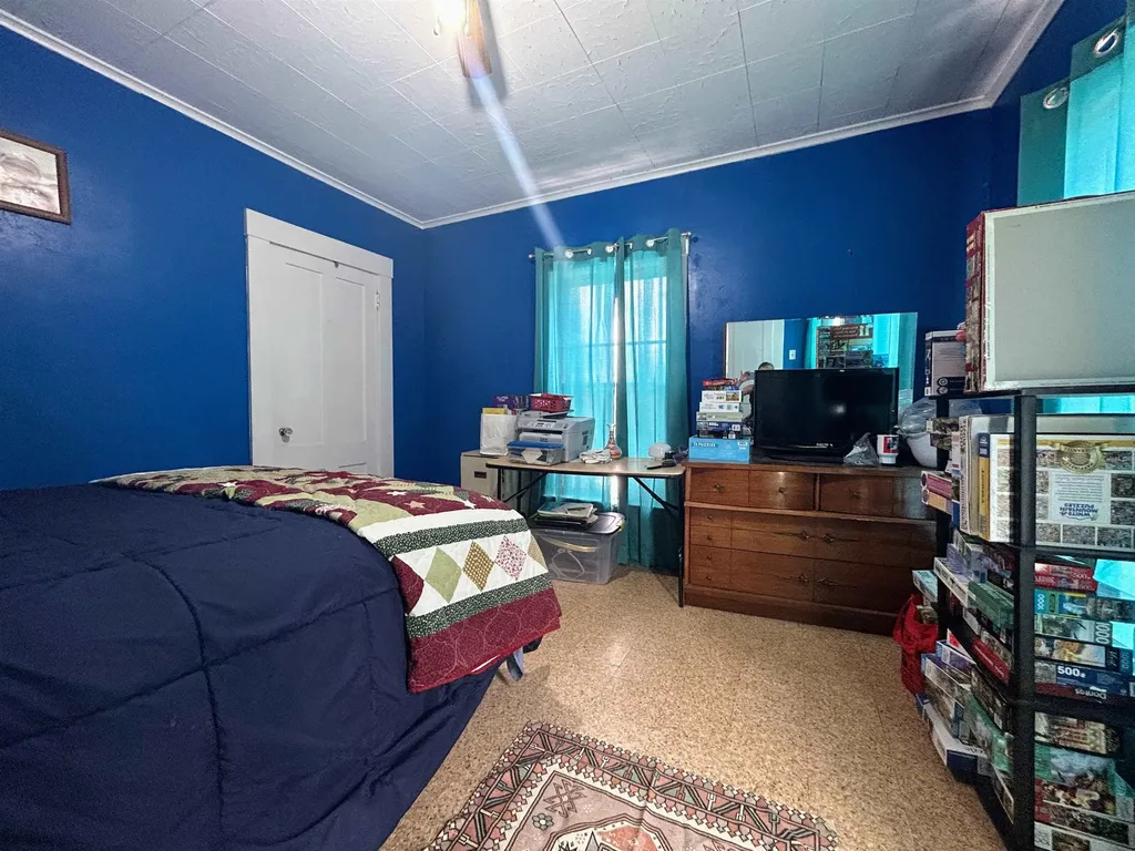 513 Giddings Street Springfield VT 05150