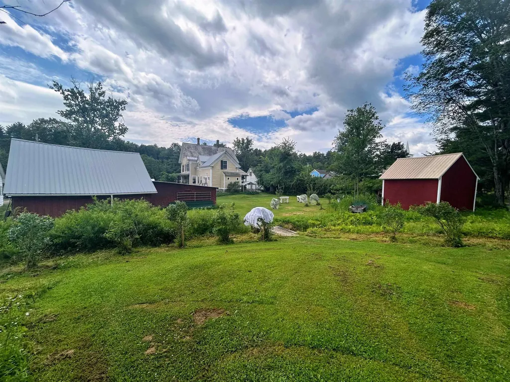 513 Giddings Street Springfield VT 05150