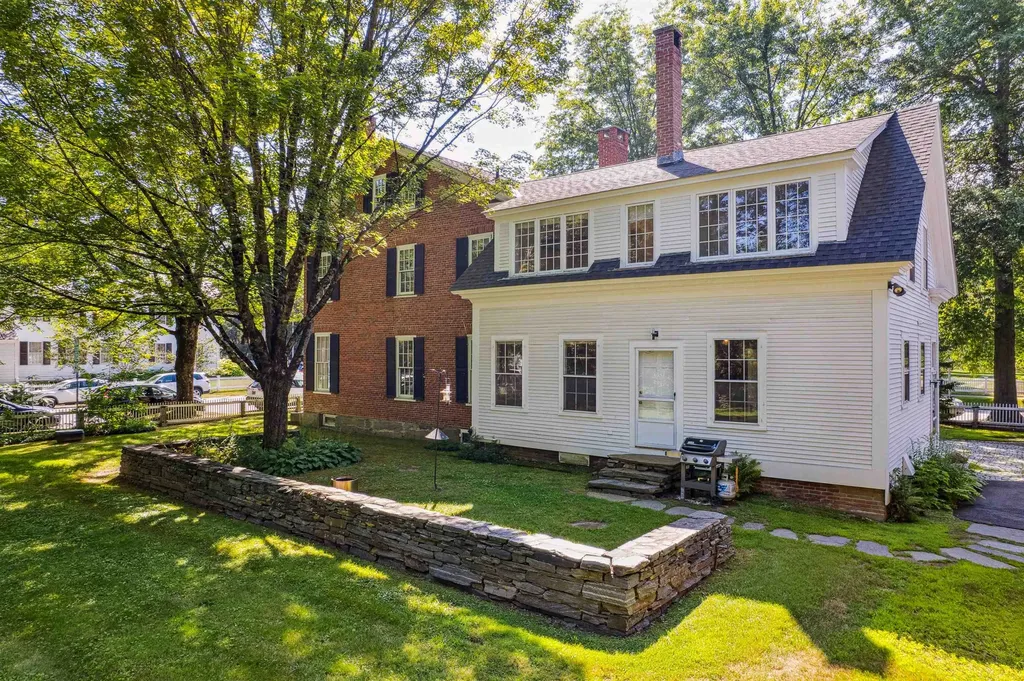 2 Pleasant Street Woodstock VT 05091