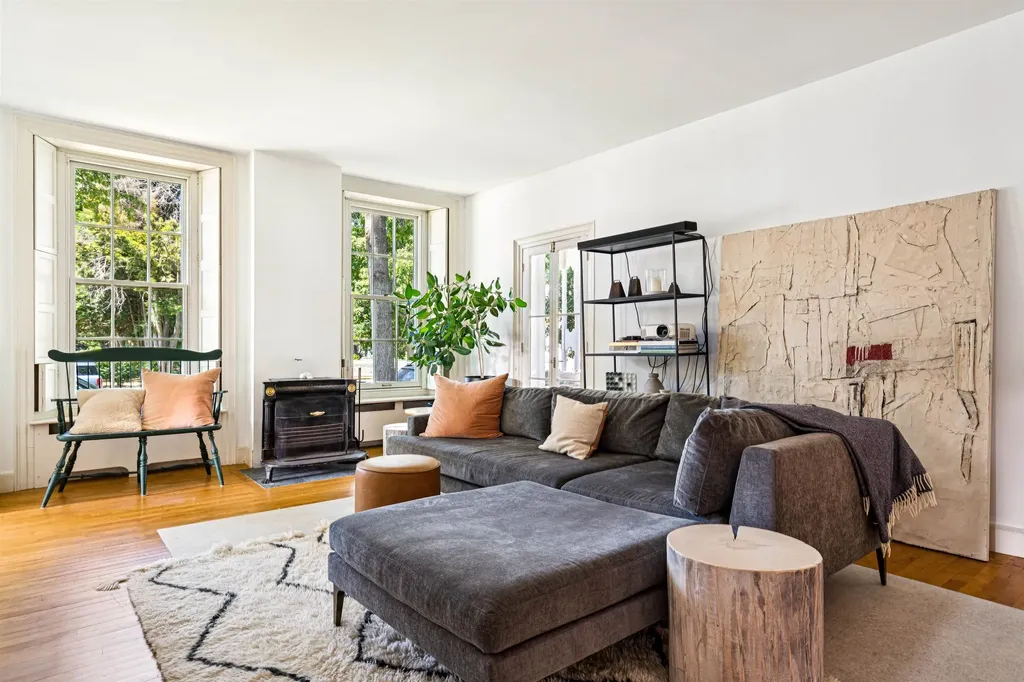 2 Pleasant Street Woodstock VT 05091