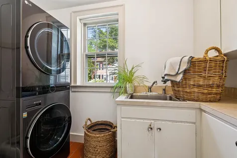 2 Pleasant Street Woodstock VT 05091