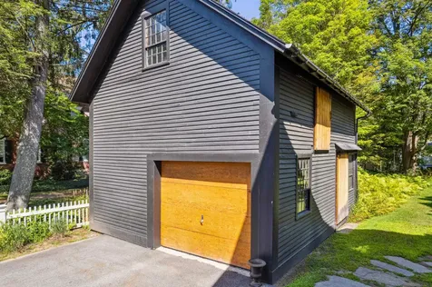 2 Pleasant Street Woodstock VT 05091