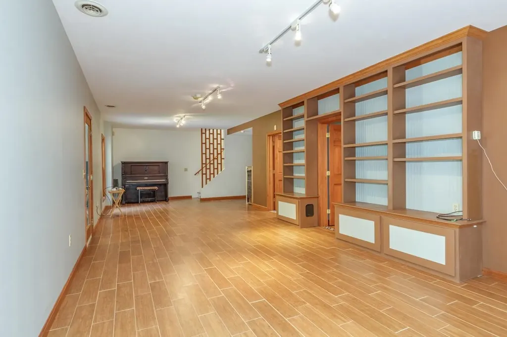 19 Hoit Road Epsom NH 03234
