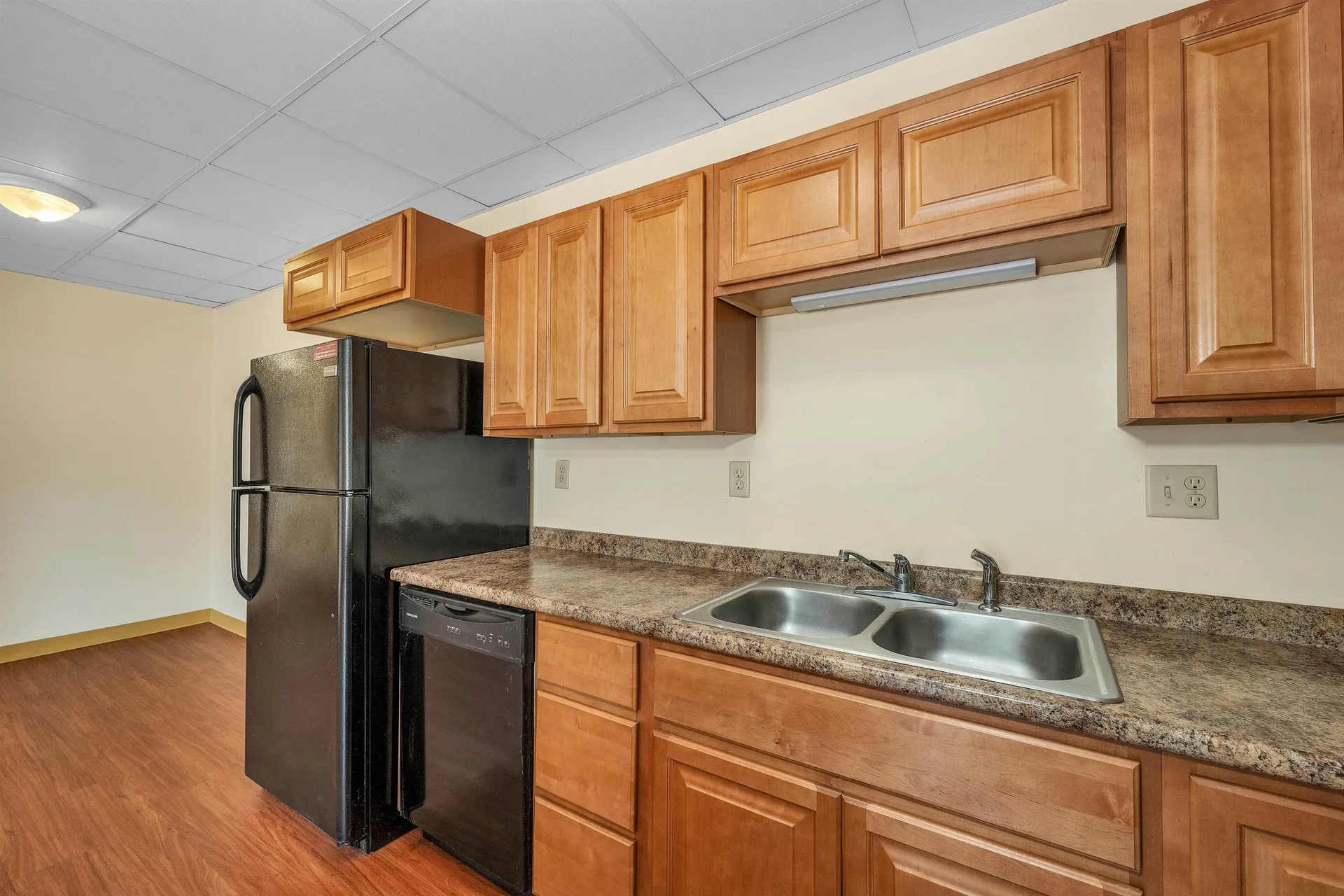 28, 29 & 42 Railroad & Main Square Plymouth NH 03264