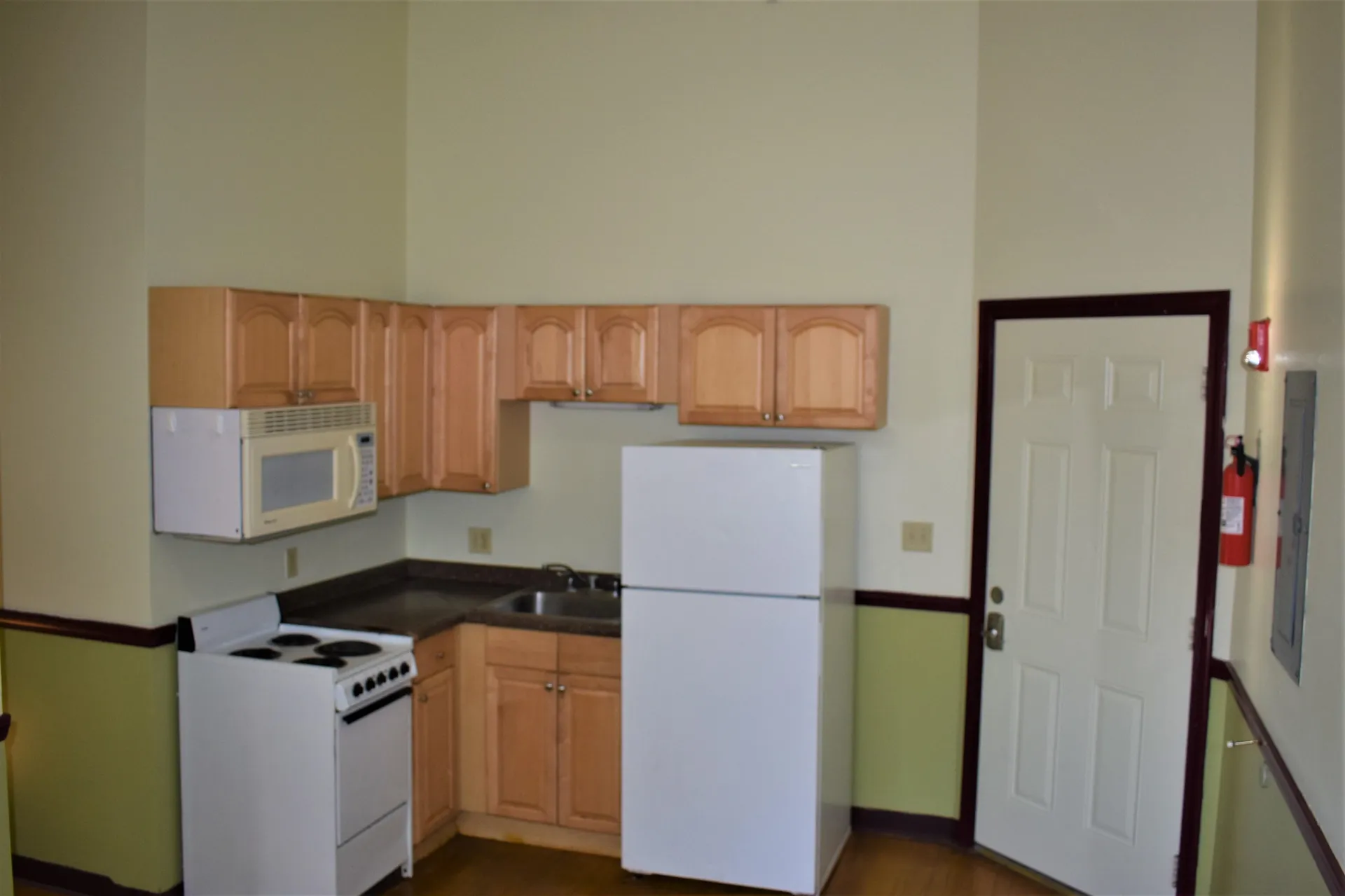 28, 29 & 42 Railroad & Main Square Plymouth NH 03264