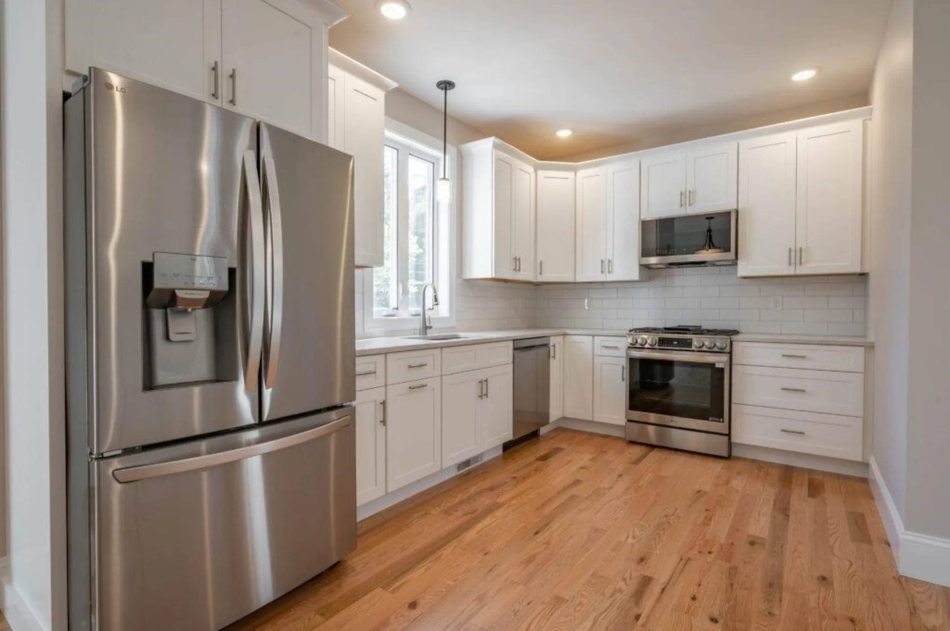 7 Wilderness Drive Nashua NH 03062