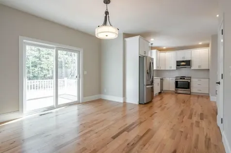 7 Wilderness Drive Nashua NH 03062