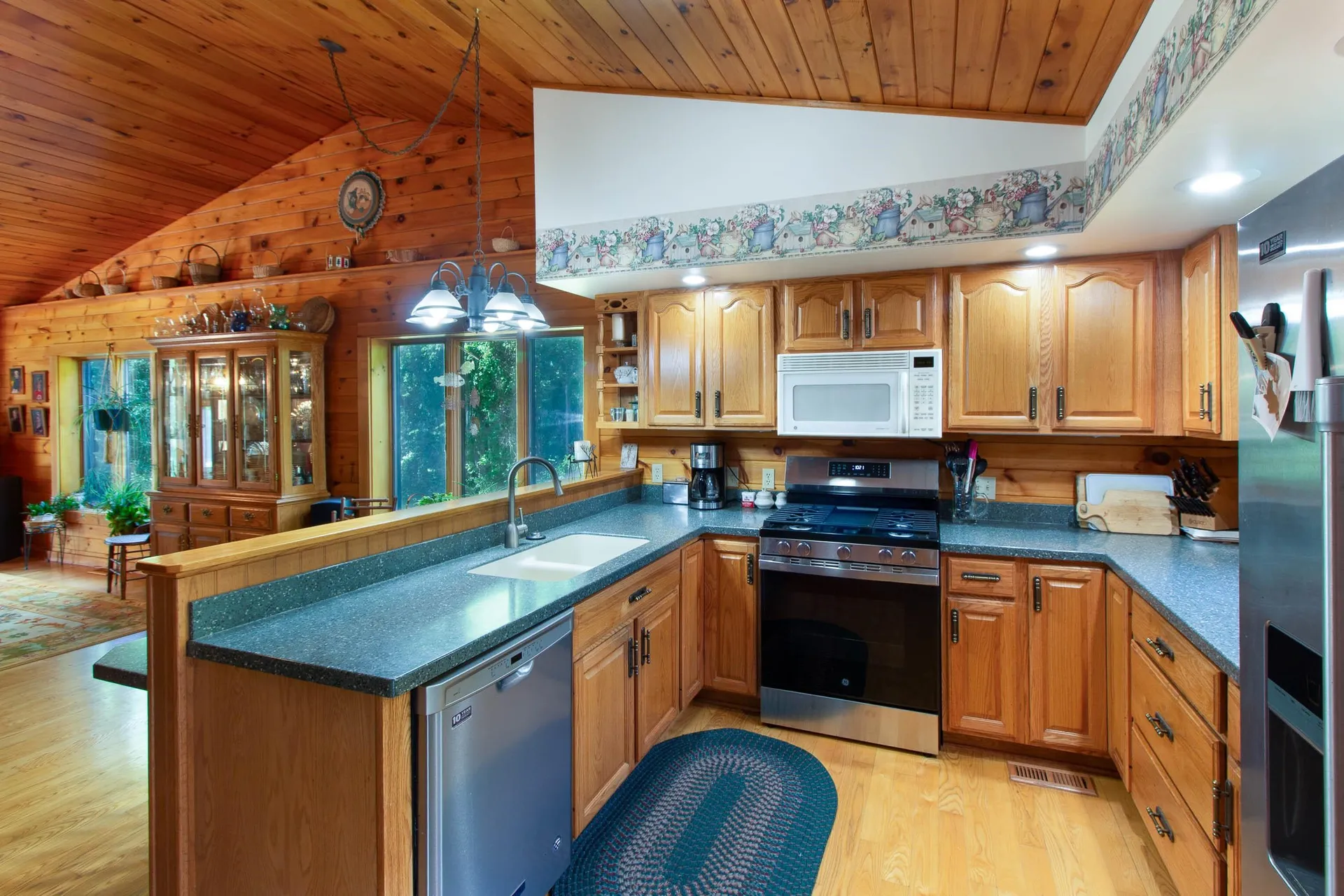 17 Faywood Road Grand Isle VT 05458