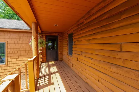 17 Faywood Road Grand Isle VT 05458