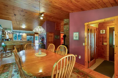 17 Faywood Road Grand Isle VT 05458