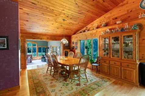 17 Faywood Road Grand Isle VT 05458