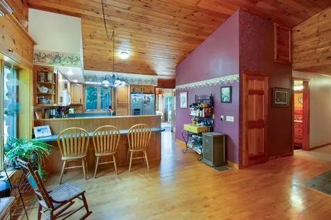 17 Faywood Road Grand Isle VT 05458