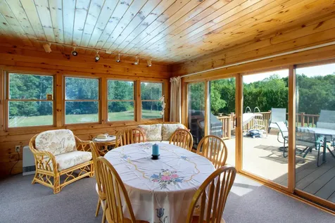 17 Faywood Road Grand Isle VT 05458