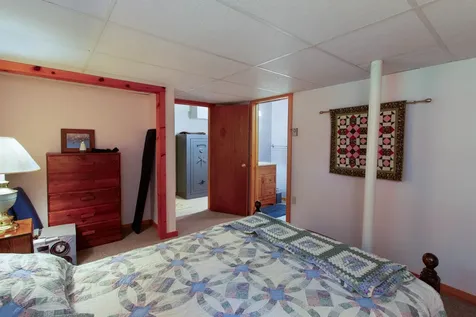 17 Faywood Road Grand Isle VT 05458