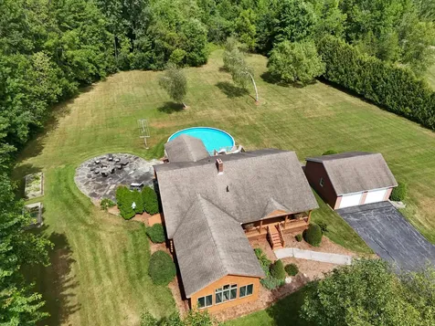 17 Faywood Road Grand Isle VT 05458