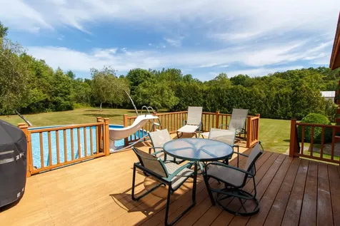 17 Faywood Road Grand Isle VT 05458