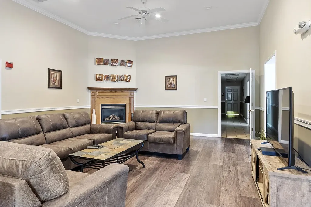 62 Golfview Drive Manchester NH 03102