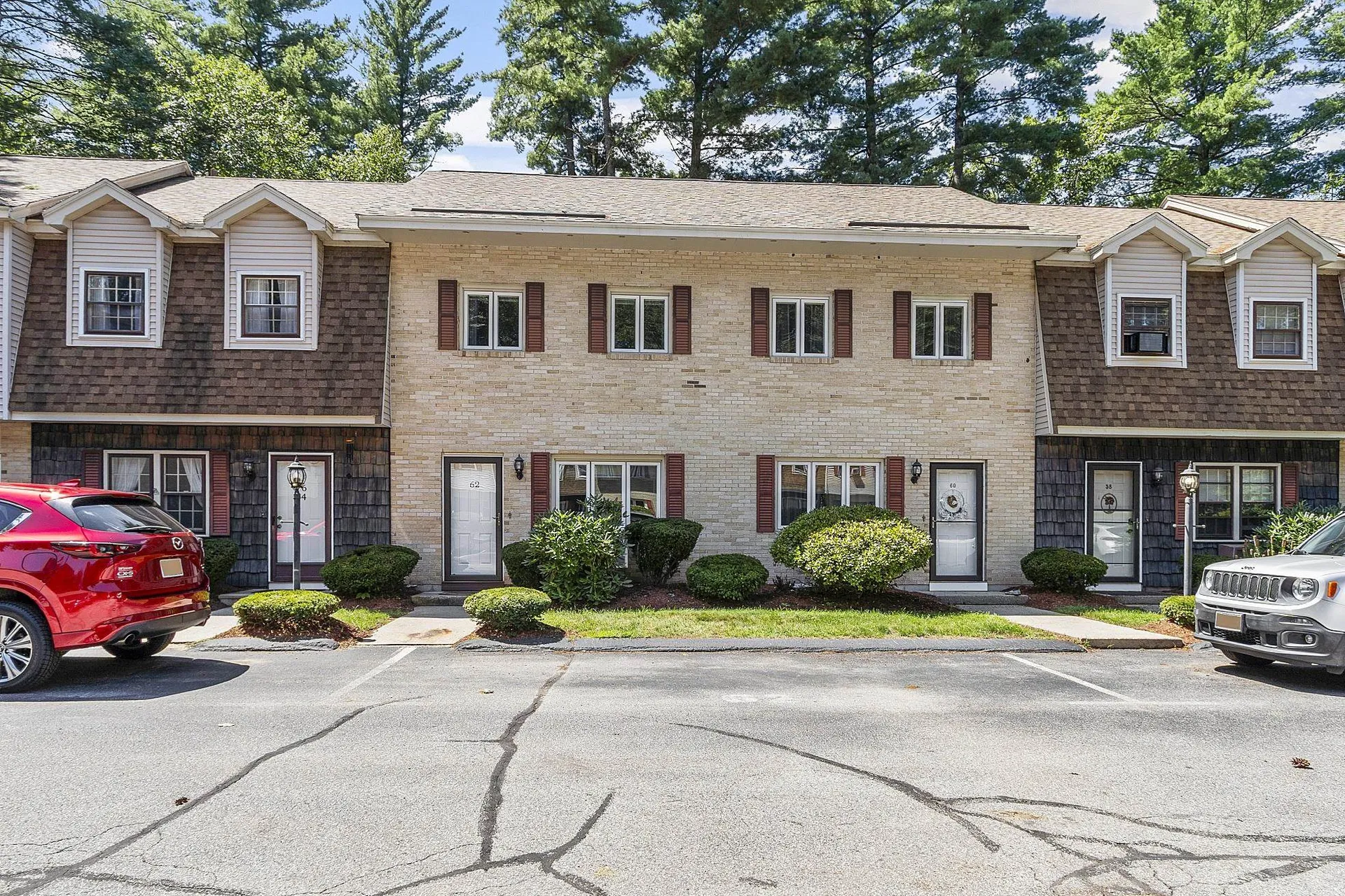 62 Golfview Drive Manchester NH 03102