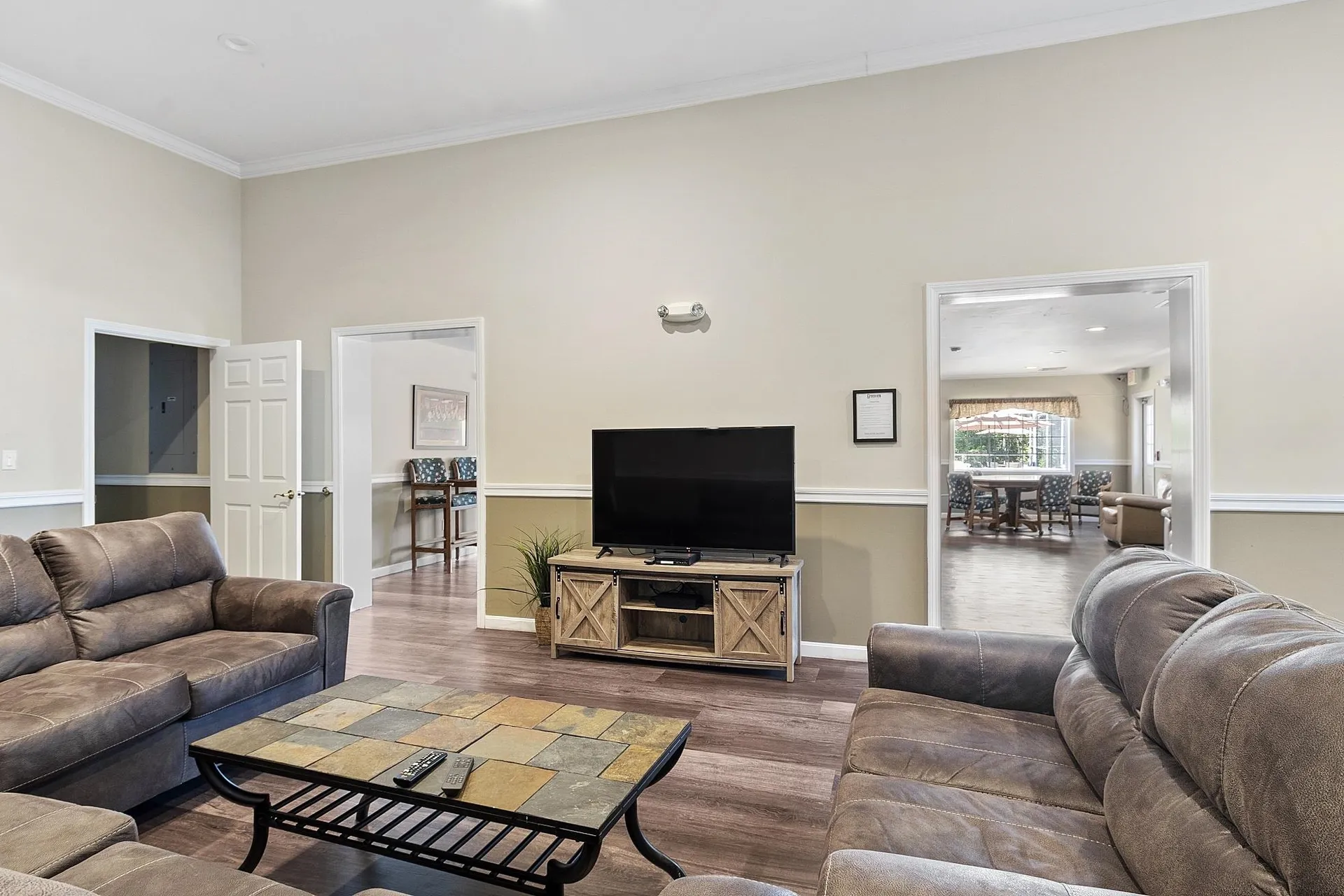 62 Golfview Drive Manchester NH 03102