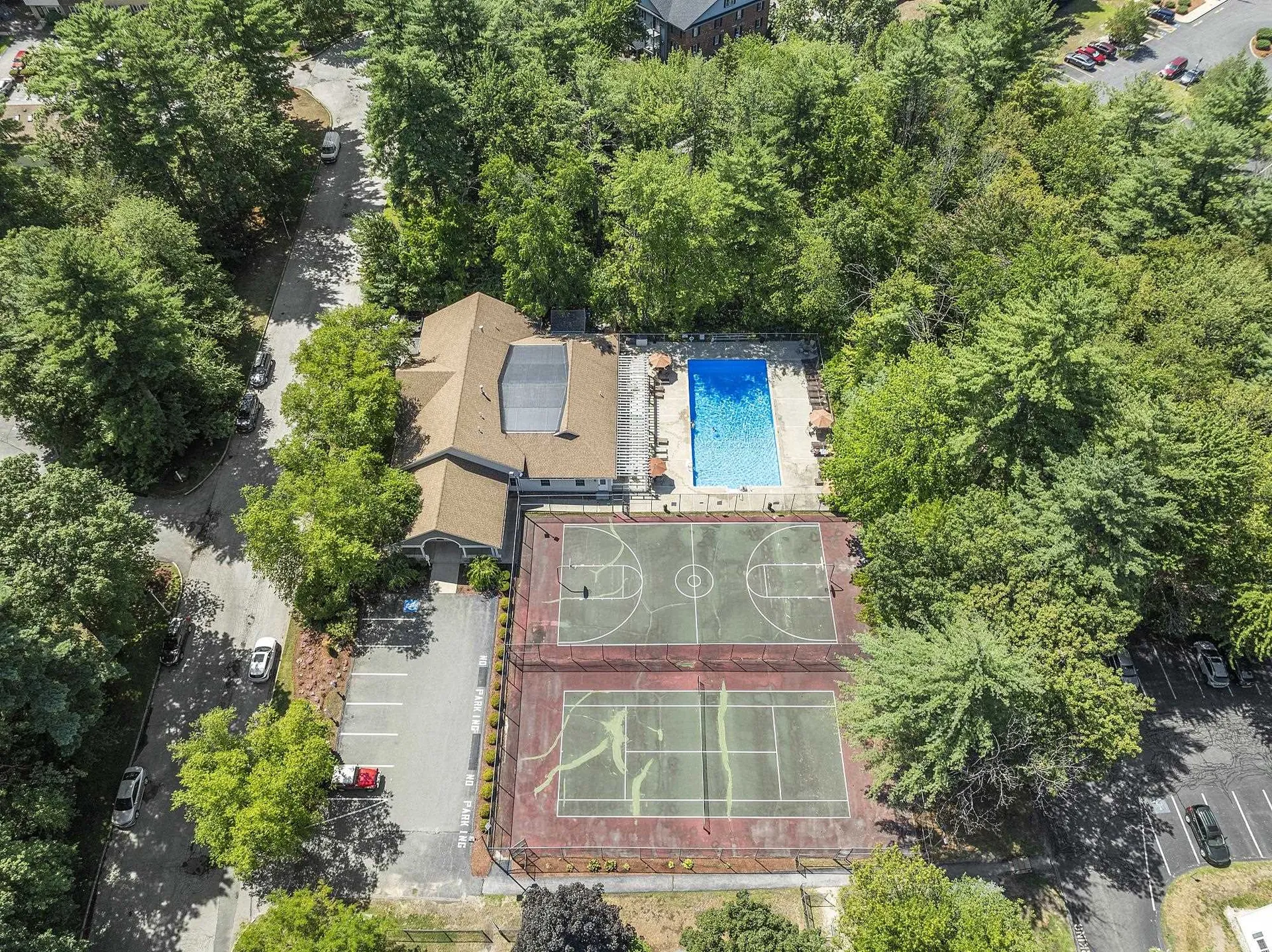 62 Golfview Drive Manchester NH 03102