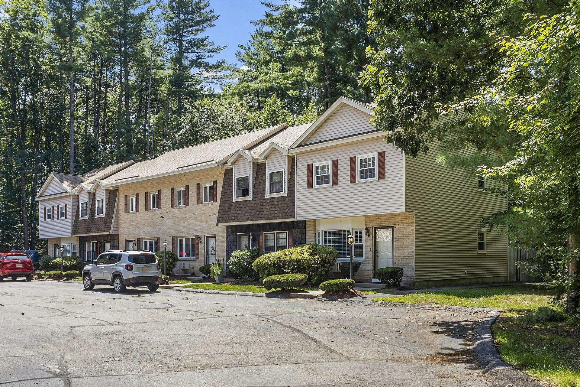 62 Golfview Drive Manchester NH 03102