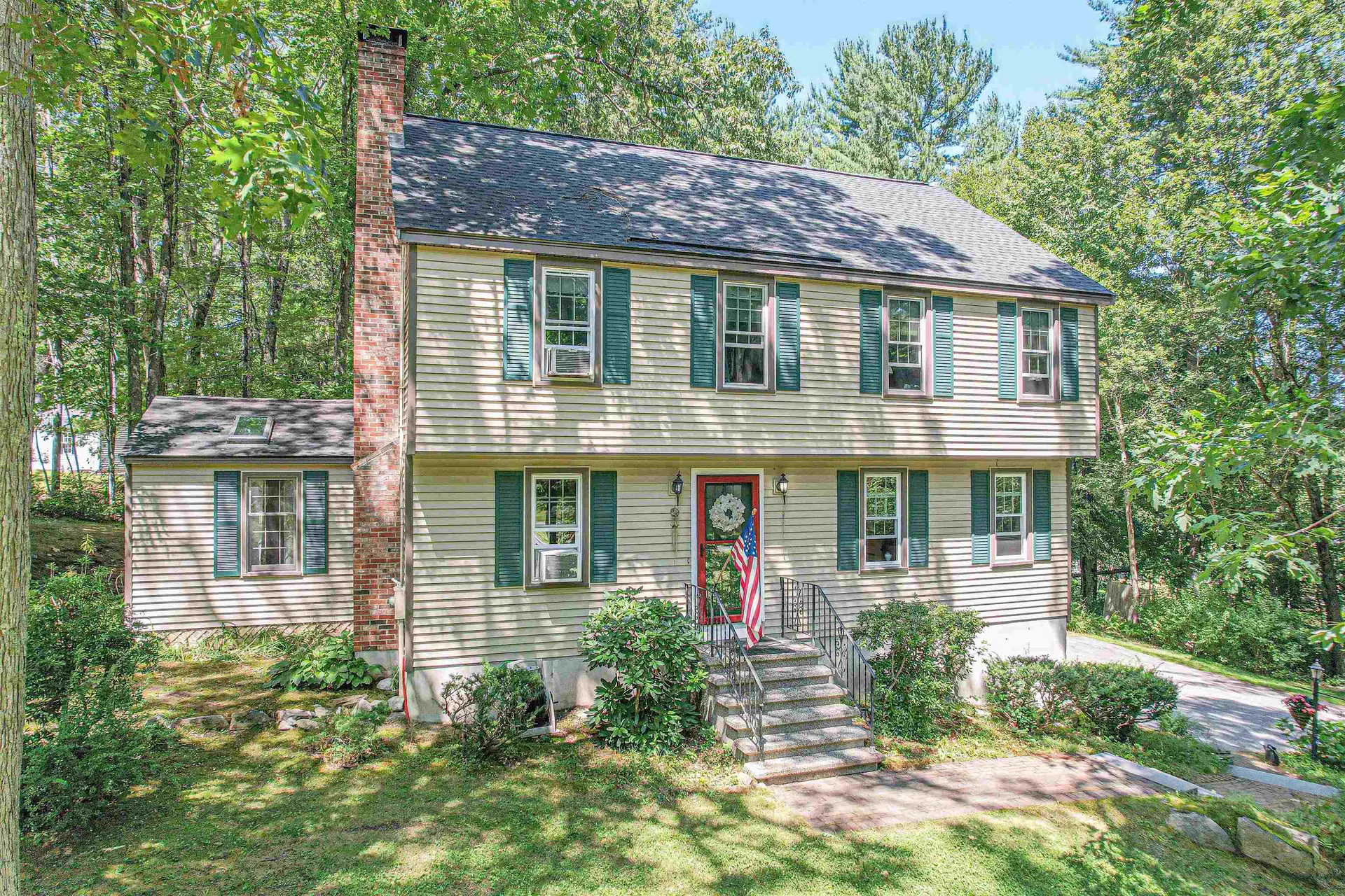 8 Kestree Drive Londonderry NH 03053