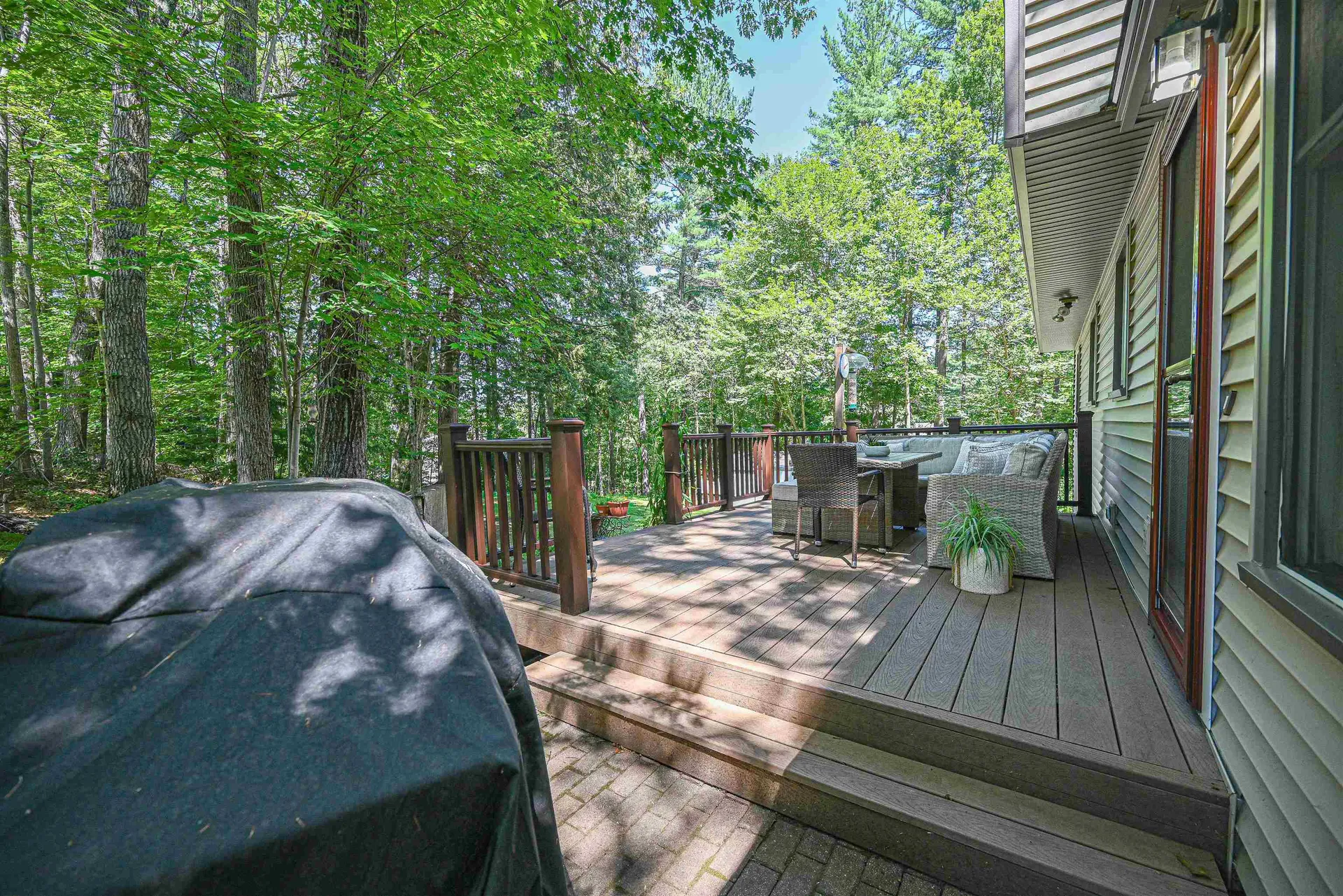 8 Kestree Drive Londonderry NH 03053