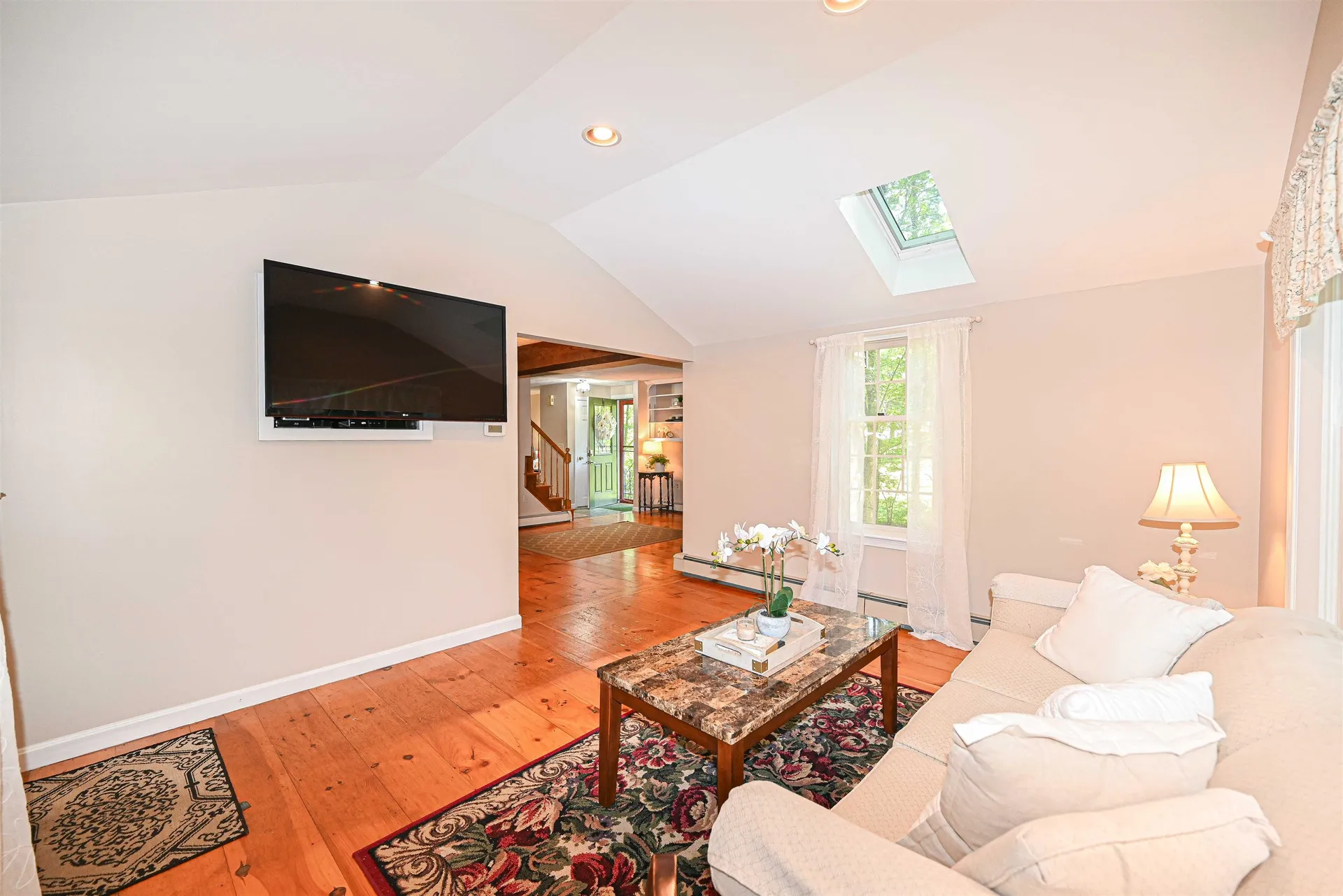 8 Kestree Drive Londonderry NH 03053