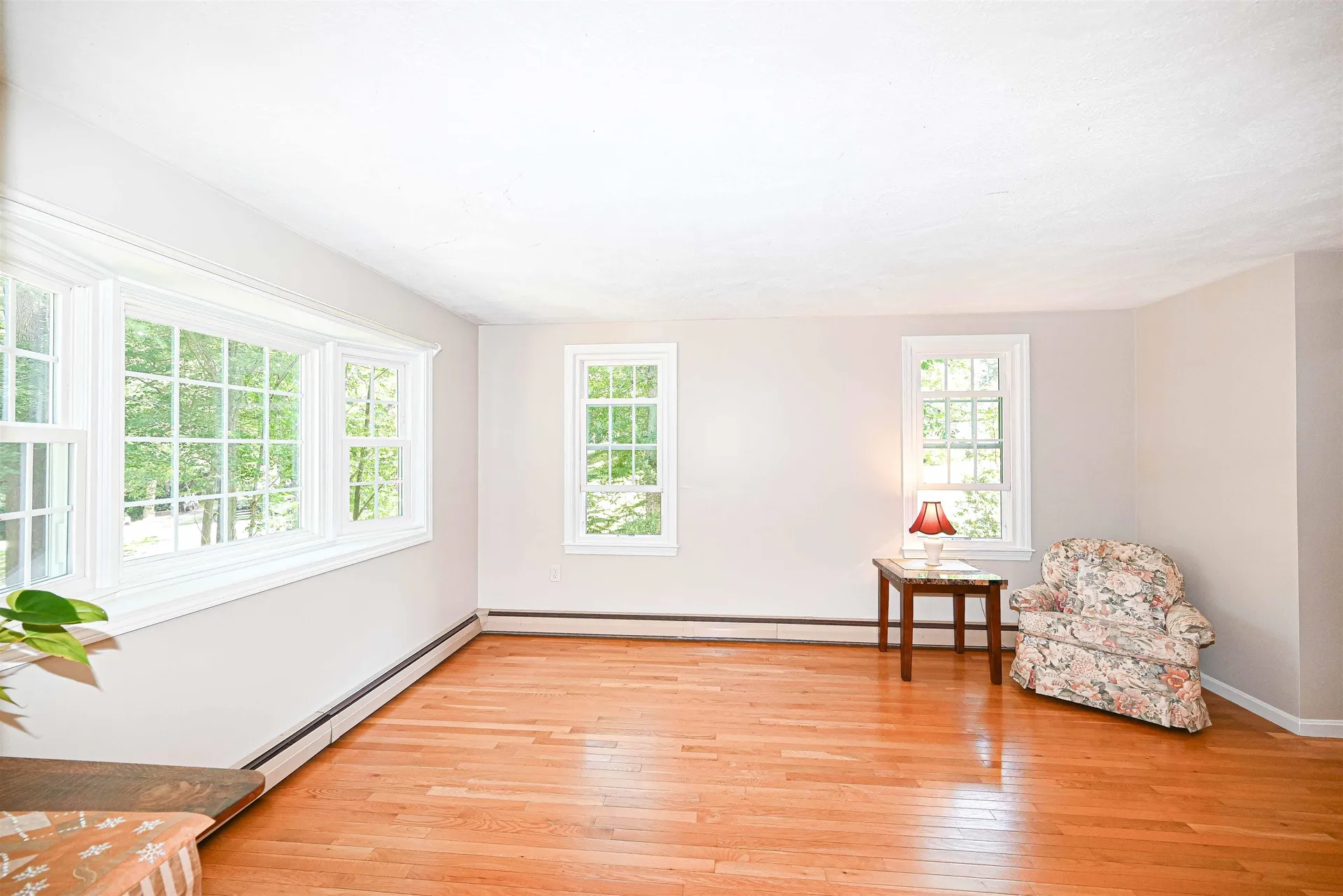 8 Kestree Drive Londonderry NH 03053