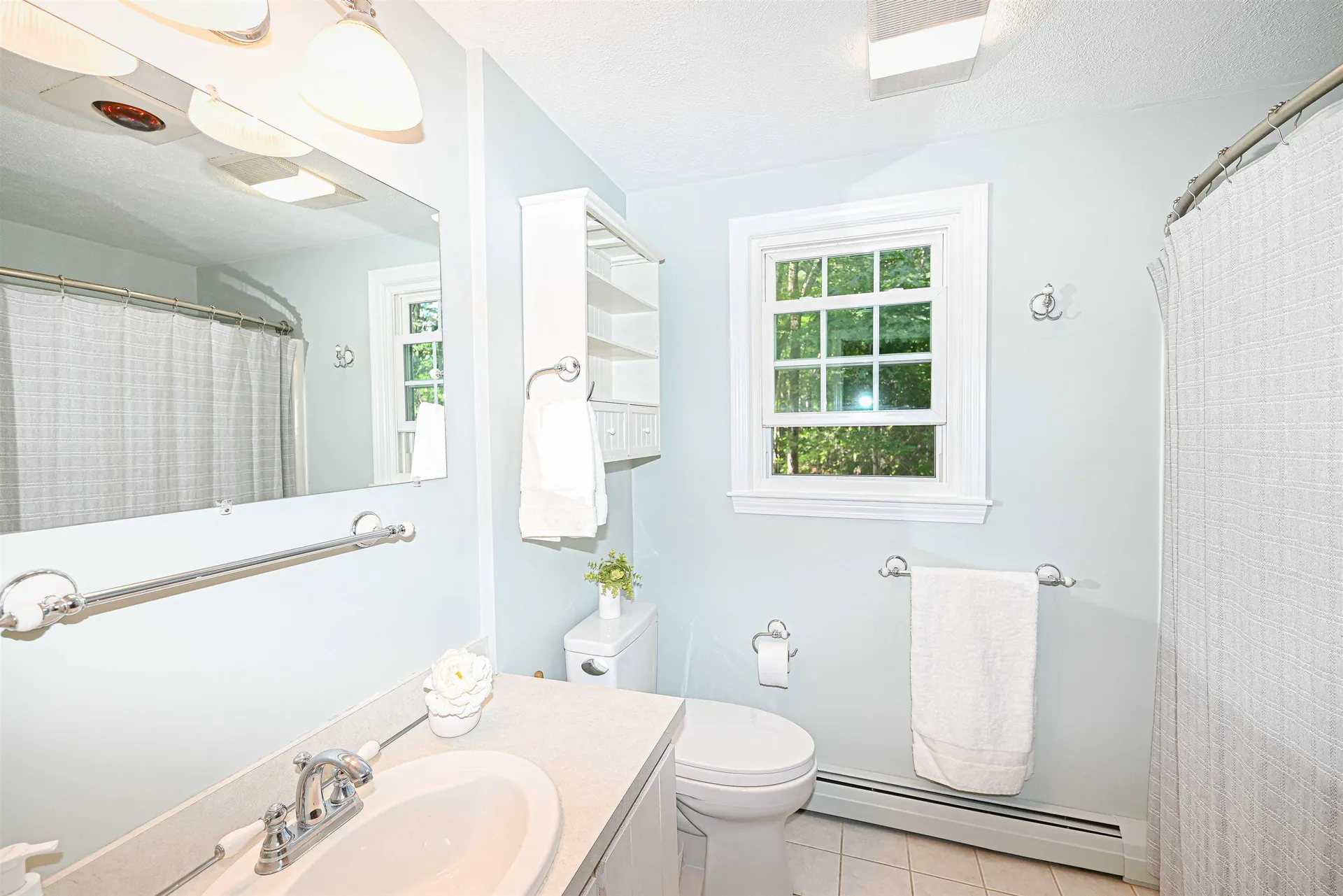 8 Kestree Drive Londonderry NH 03053