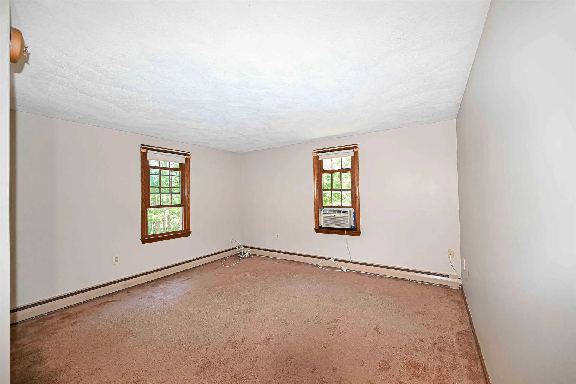 8 Kestree Drive Londonderry NH 03053