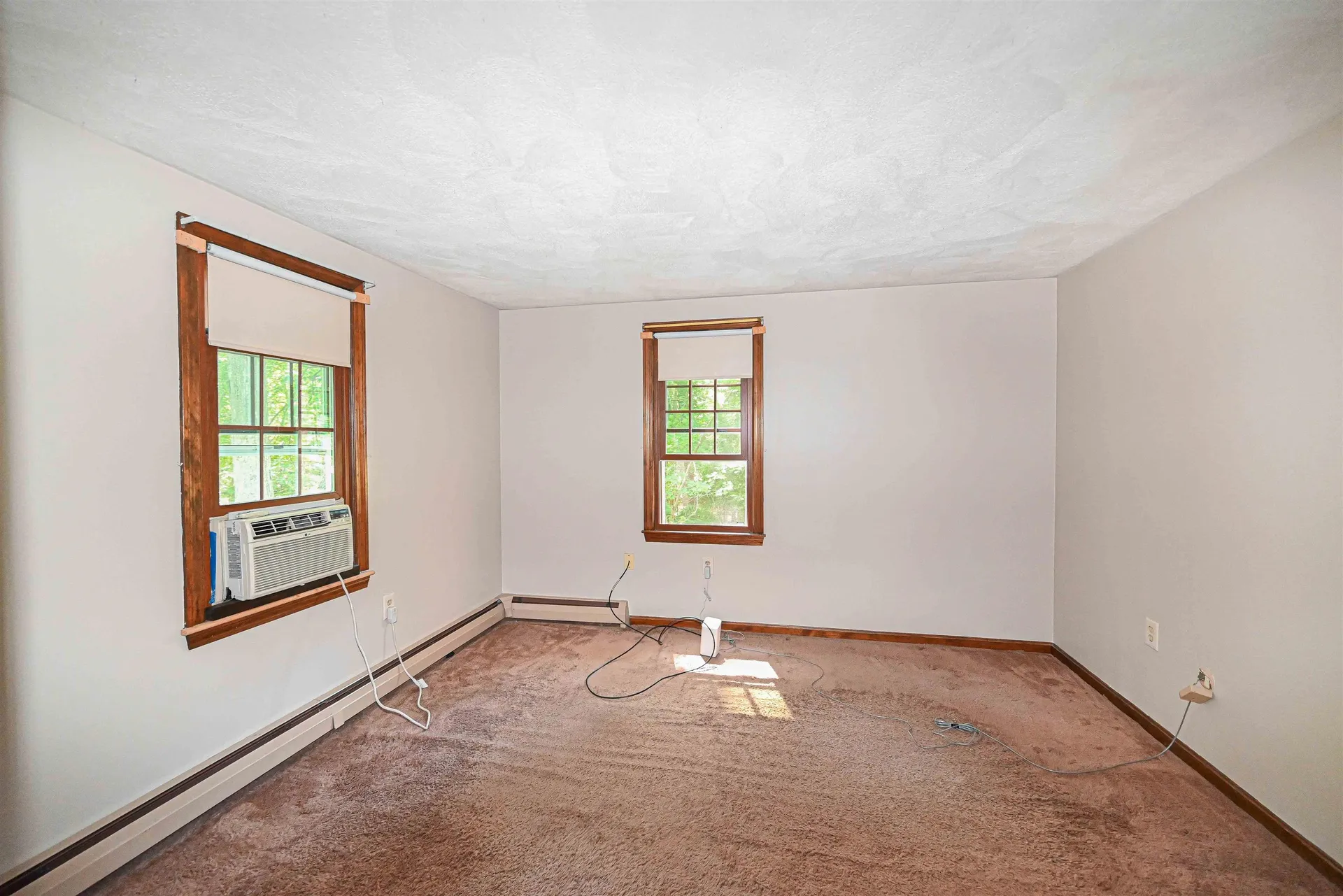 8 Kestree Drive Londonderry NH 03053