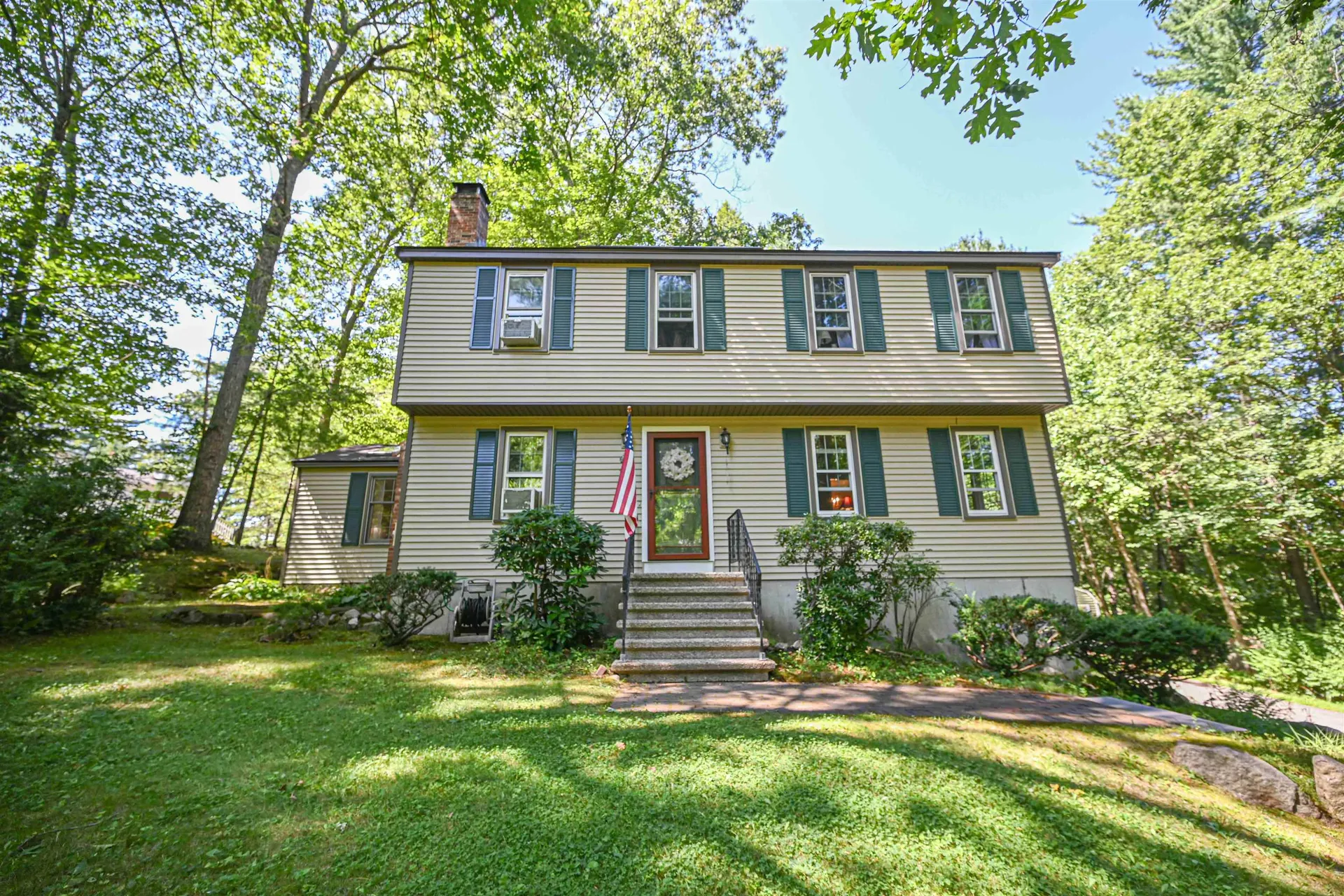 8 Kestree Drive Londonderry NH 03053