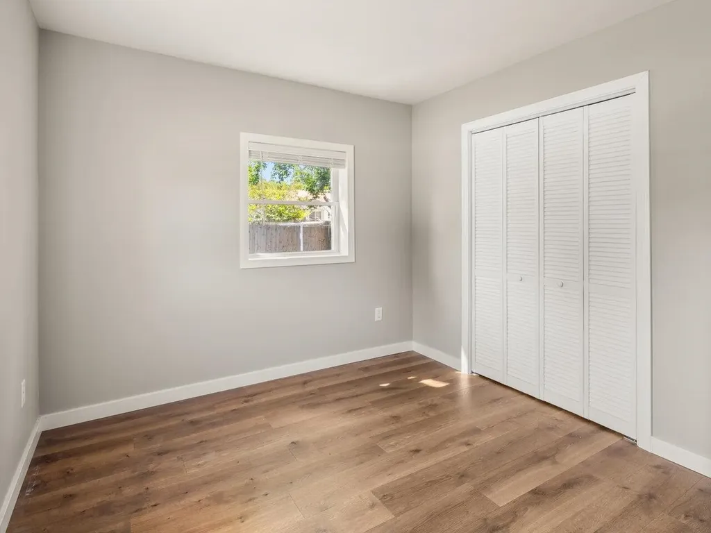 1877 North Avenue Burlington VT 05408