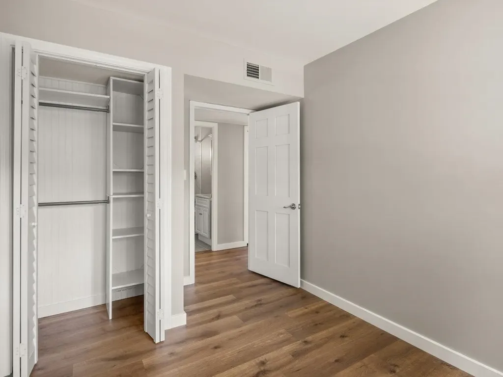 1877 North Avenue Burlington VT 05408