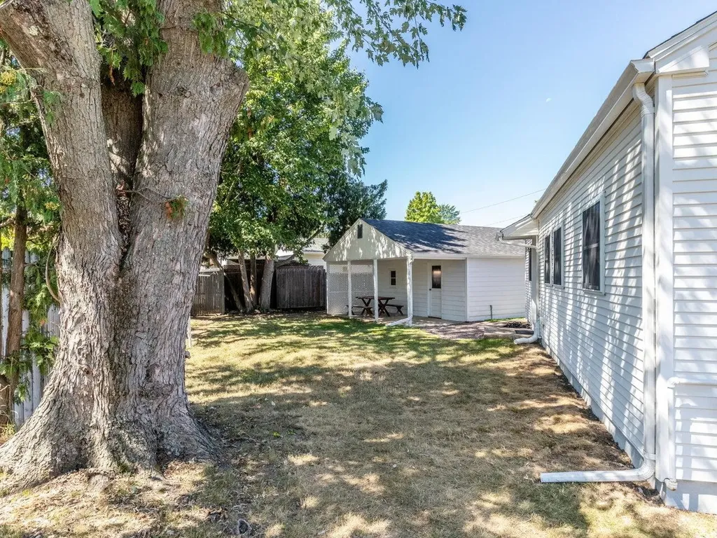 1877 North Avenue Burlington VT 05408