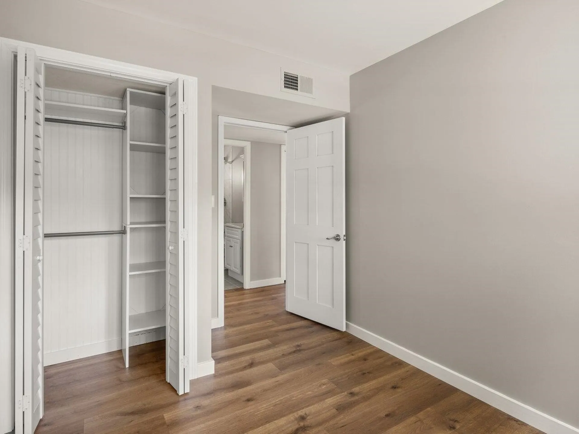 1877 North Avenue Burlington VT 05408